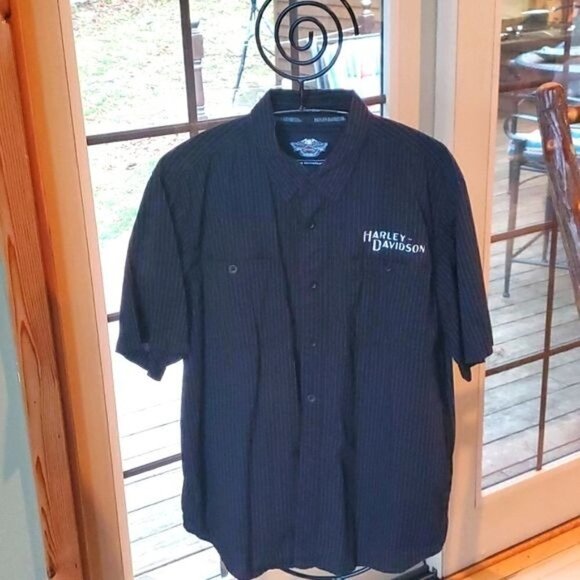 Harley-Davidson Embroidered Graphic Casual Button Down Short Sleeve Sz L Shirt - Picture 1 of 14